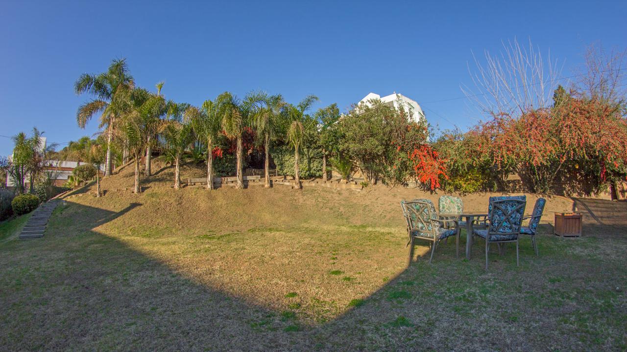 La Pedrera Hotel Villa Carlos Paz Exterior photo